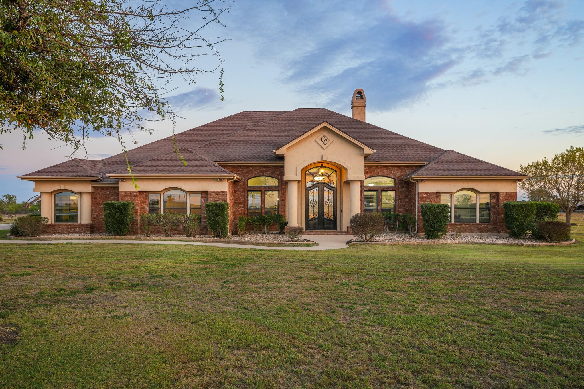 1355 Borchert Loop, Lockhart, TX 78644