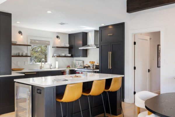 1 Sugar Shack Dr, West Lake Hills