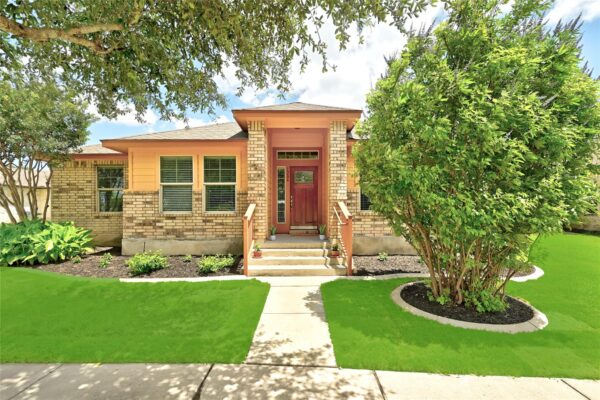 1204 Kingston Lacy Blvd, Pflugerville