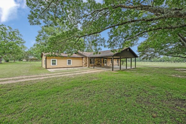 835 Jones St, Smithville