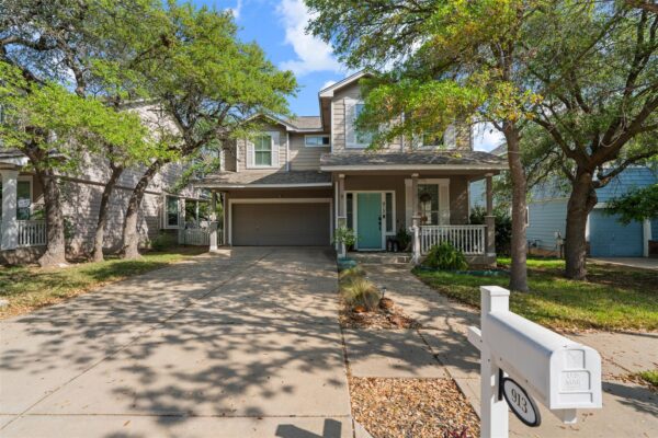 913 Bogart Rd, Cedar Park
