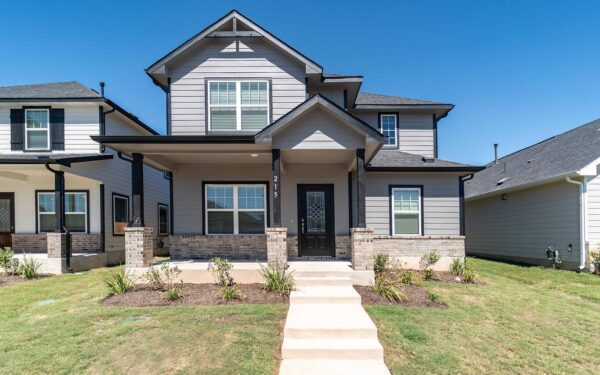 215 Tokalaun Dr, Hutto