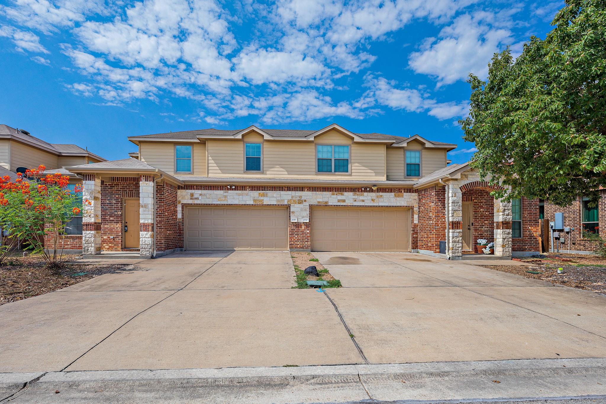 118 Creekside Villa Dr, Kyle, TX 78640