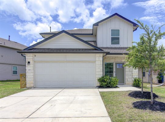 709 Aster Pl, Bastrop