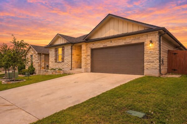 613 Wild Spur Ln, Liberty Hill