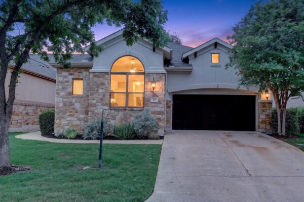 14 PRESTONWOOD Cir, Lakeway