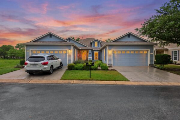 111 Hampton Cir, Georgetown