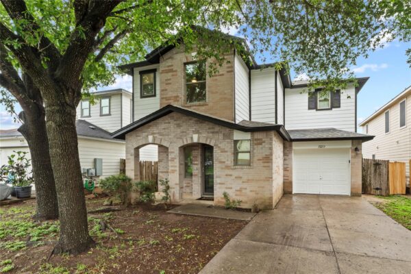 13213 Sea Biscuit Dr, Del Valle