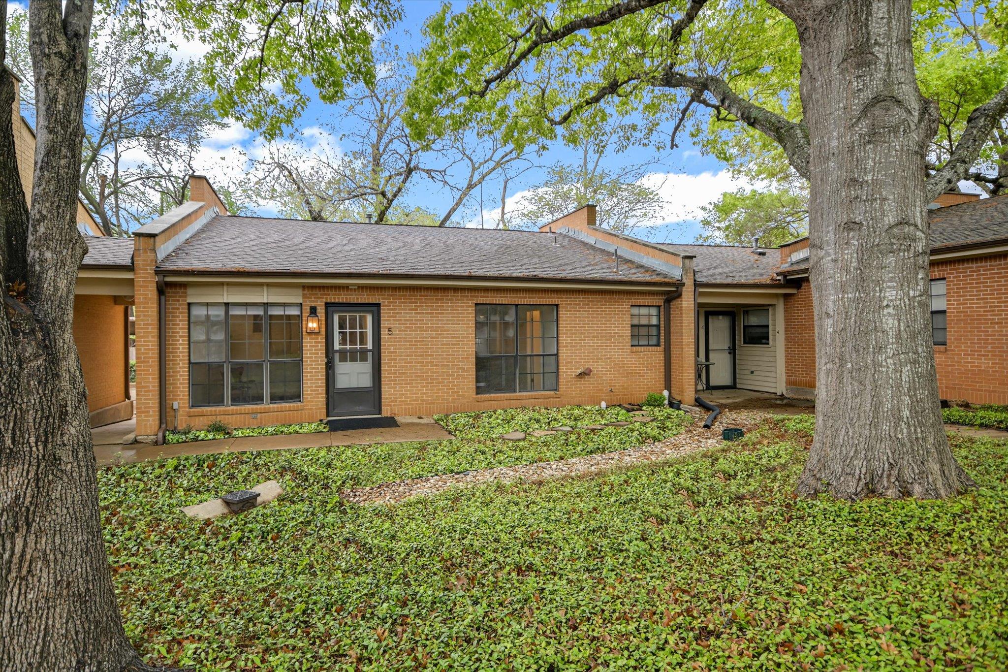 2301 Lawnmont Ave #5, Austin, TX 78756