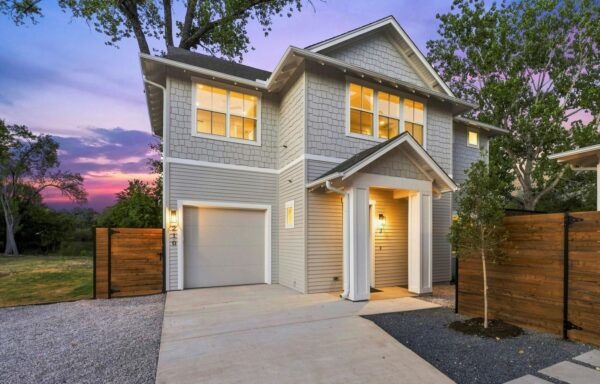 210 W Mockingbird Ln #3, Austin