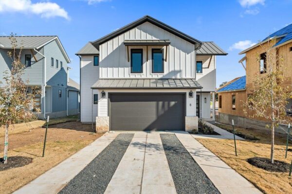 711 N Paleface Ranch Rd #8, Spicewood