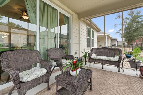 121 Winterhorse Cv, Georgetown
