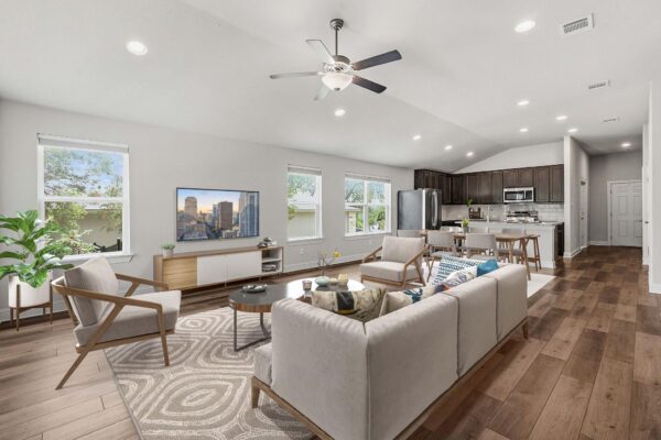3011 American Dr, Lago Vista