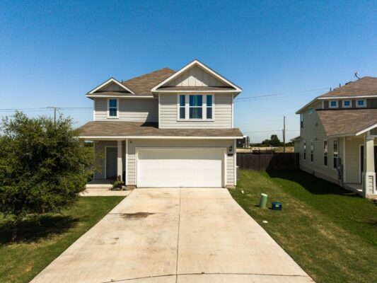 120 Blue Agate Ct, Jarrell