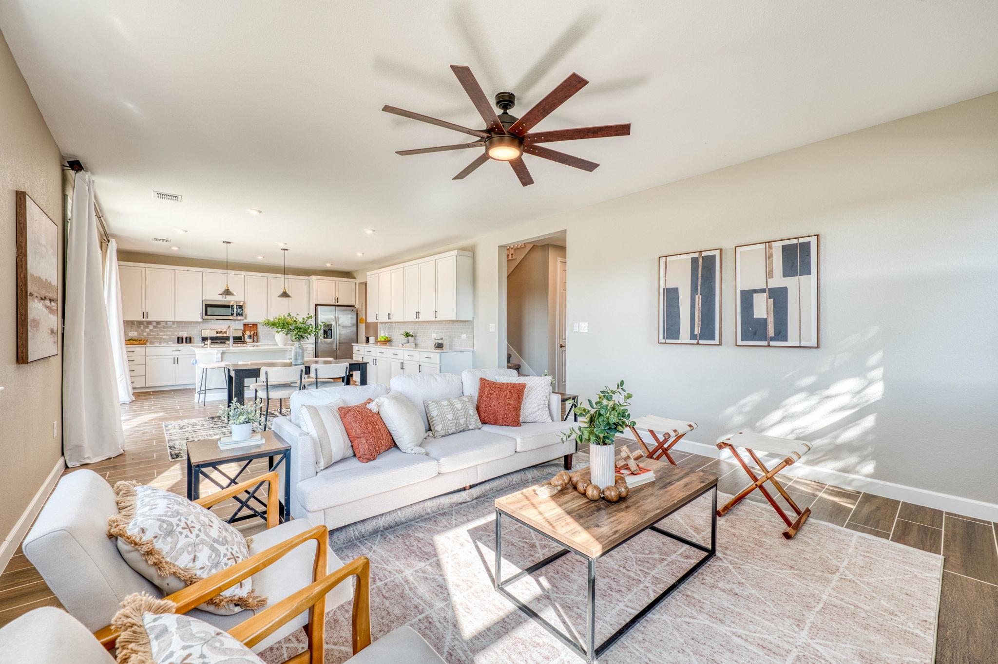 101 Plumbago Ln, Marble Falls, TX 78654