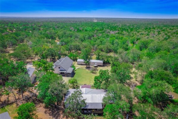 368 Riddle Rd, Cedar Creek