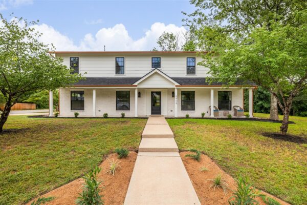 6905 N Creighton Ln, Austin