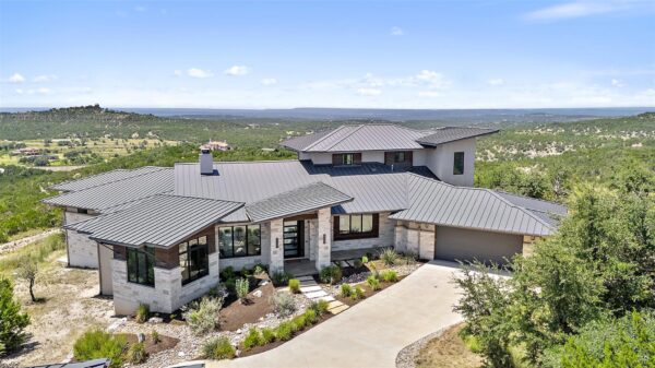 416 Julieanne Cv, Dripping Springs