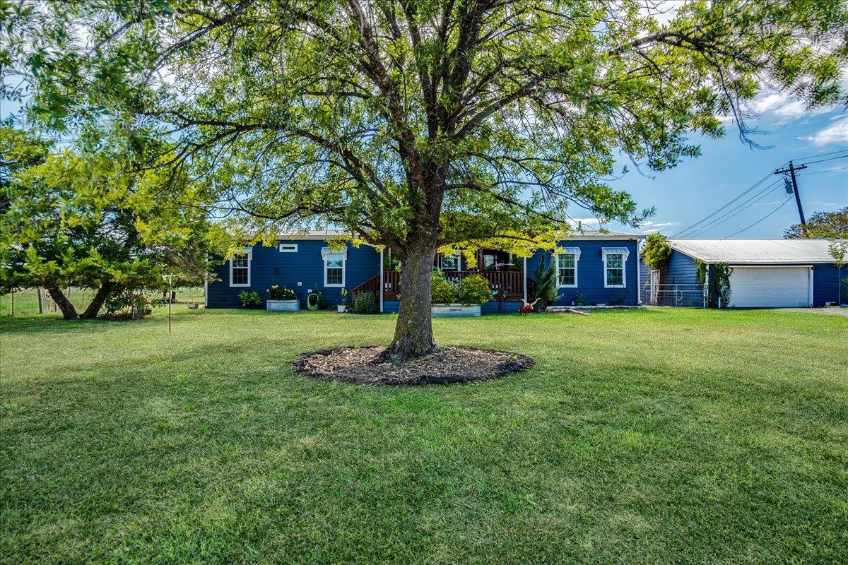 369 Cross Meadows Ct, Buda, TX 78610