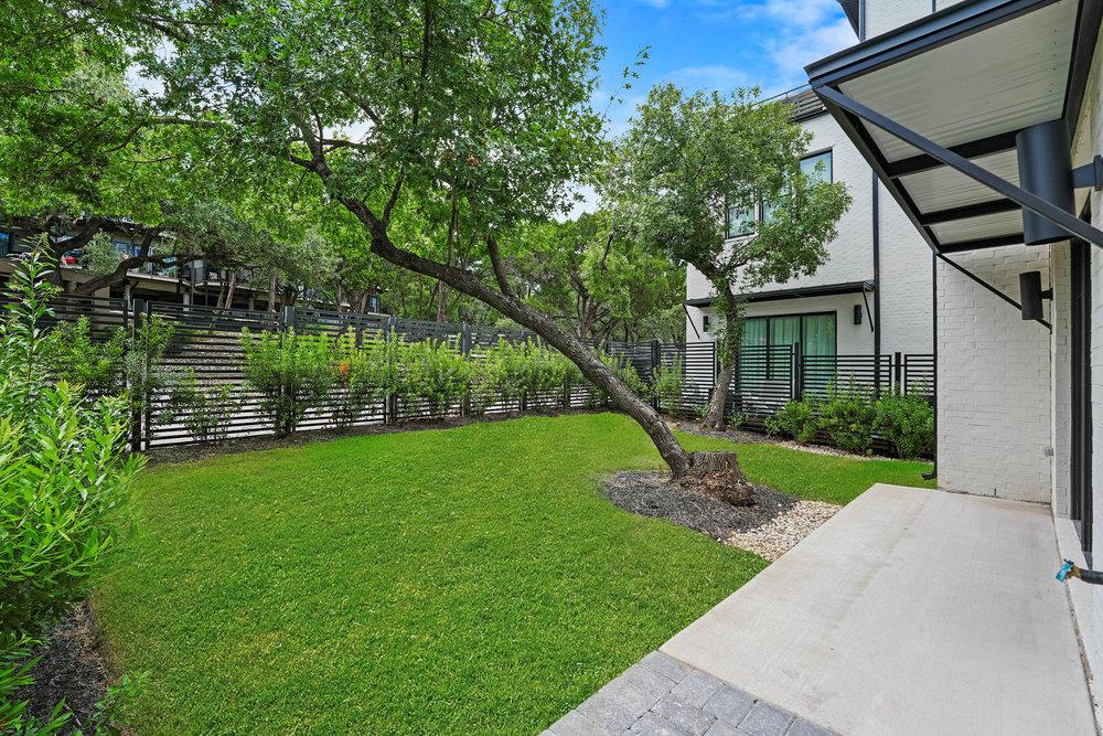 1719 Spyglass Dr #17, Austin, TX 78746