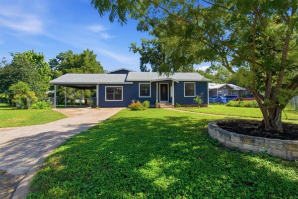 901 Barbara Dr, San Marcos