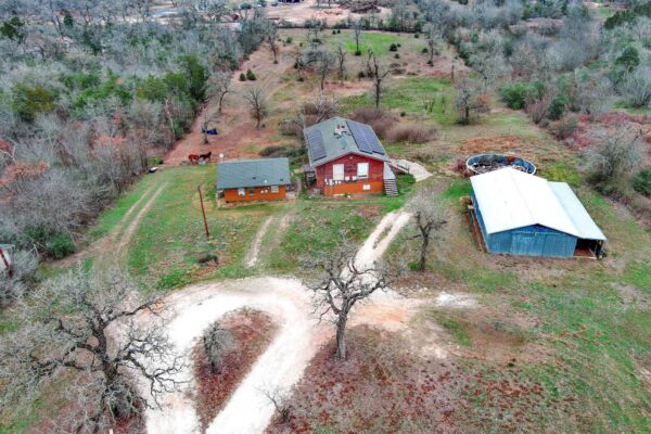 537 Leisure Ln, Cedar Creek
