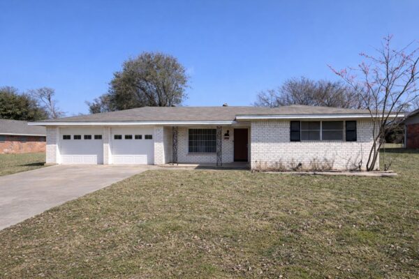 212 W Killen Ln, Temple