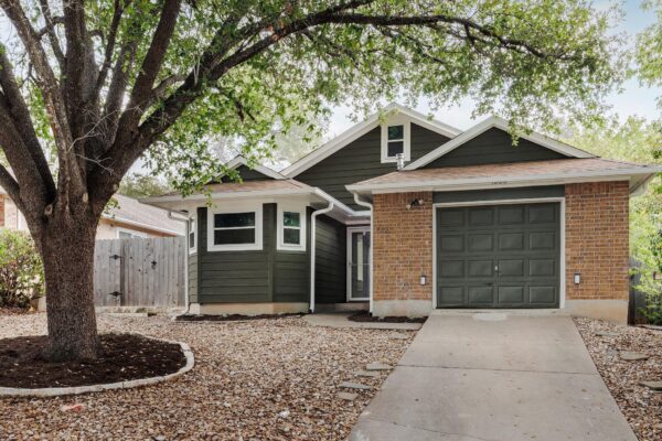 1003 Glen Oaks Ct, Austin