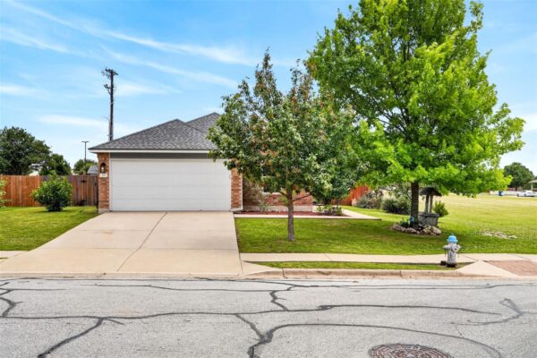 300 Wimberley St, Hutto