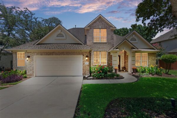 2605 Shire Ridge Dr, Austin