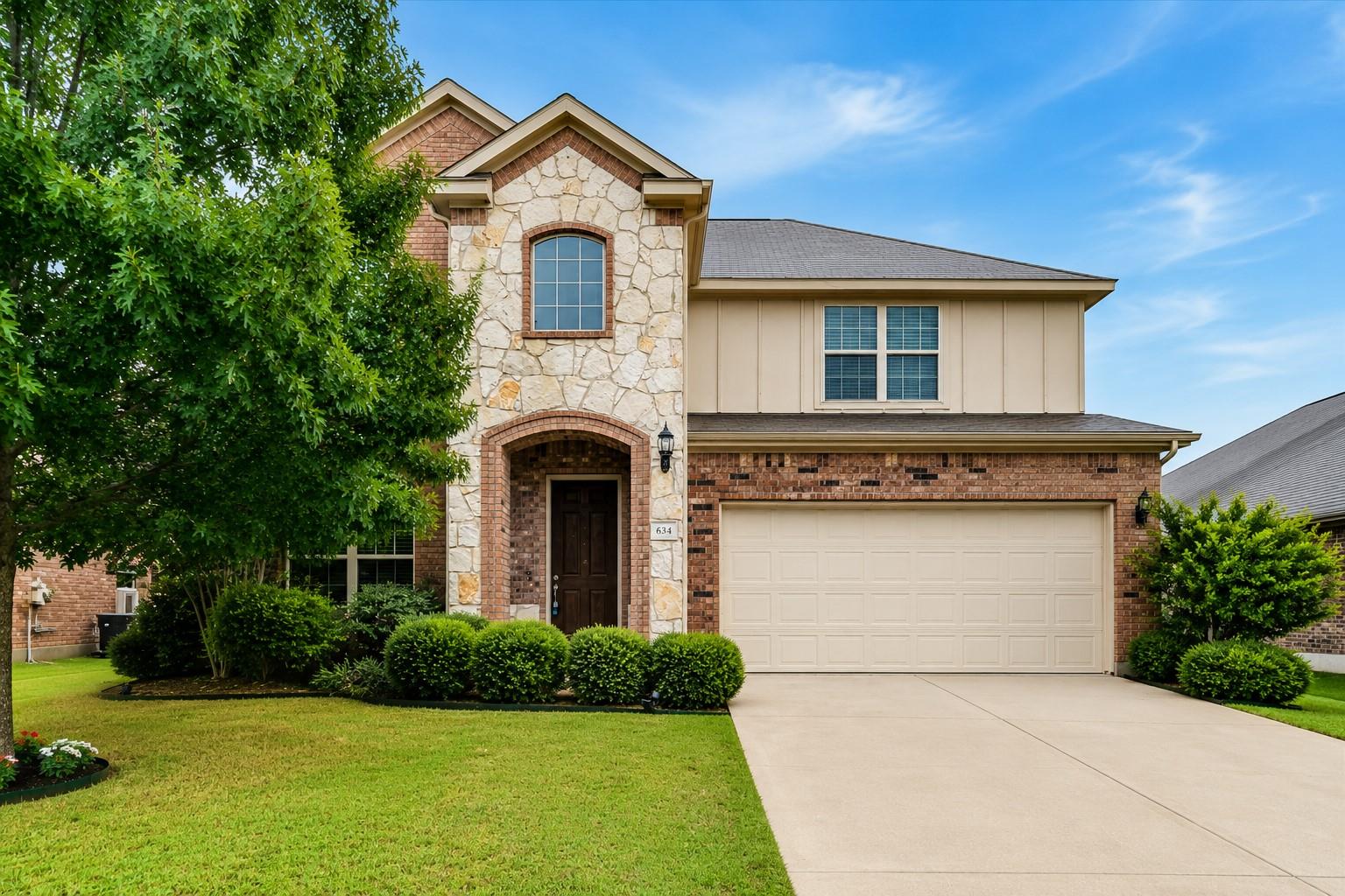634 Blossom Valley Strm, Buda, TX 78610