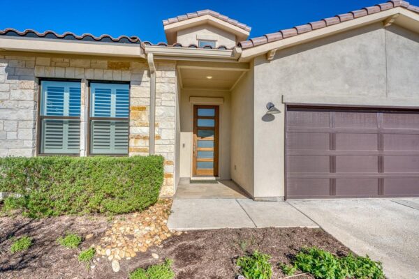 130 Lucia Ct, Horseshoe Bay