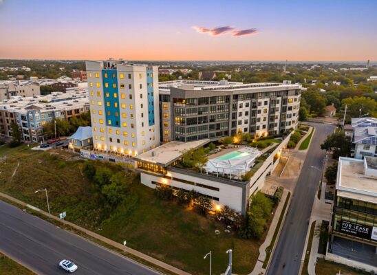 800 Embassy Dr #204, Austin