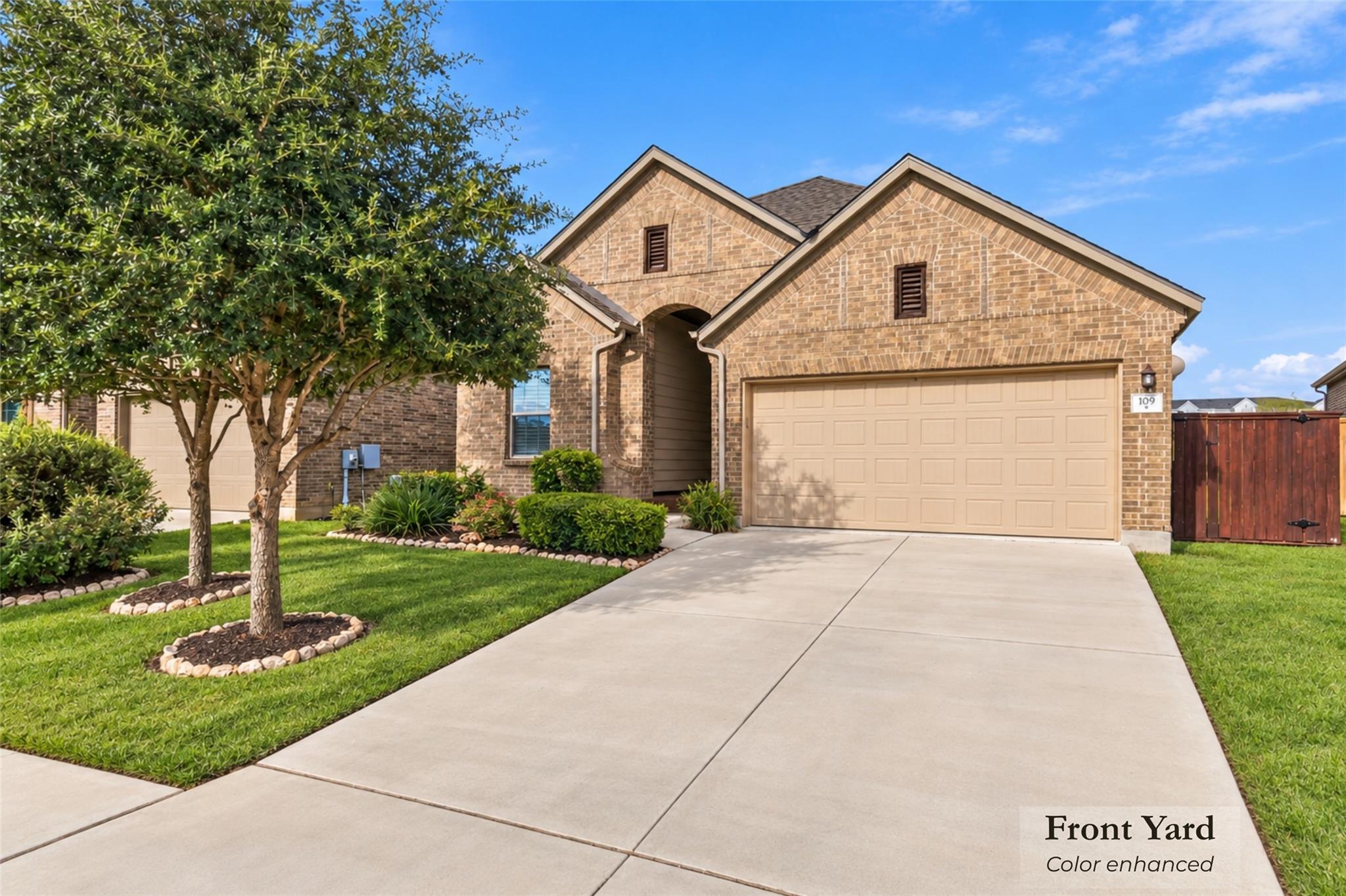 109 Tulip Garden Trl, San Marcos, TX 78666