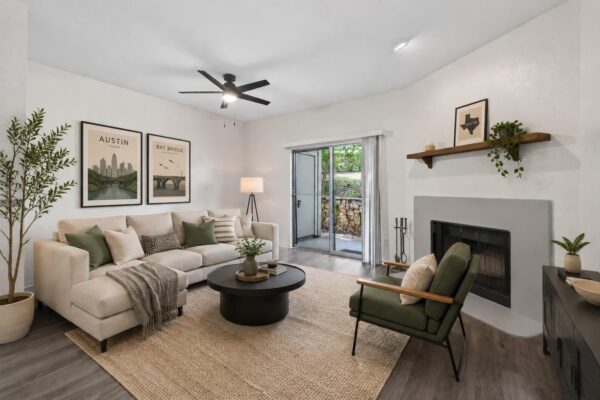2450 Wickersham Ln #801, Austin