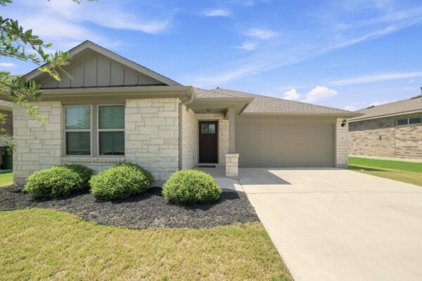 250 Finstown St, Hutto