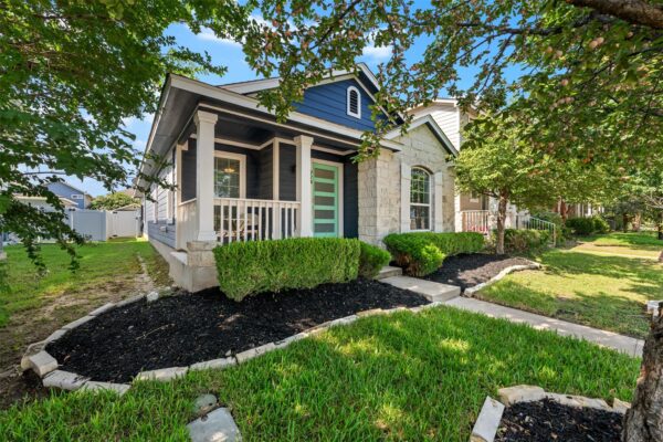 924 Lost Pines Ln, Cedar Park