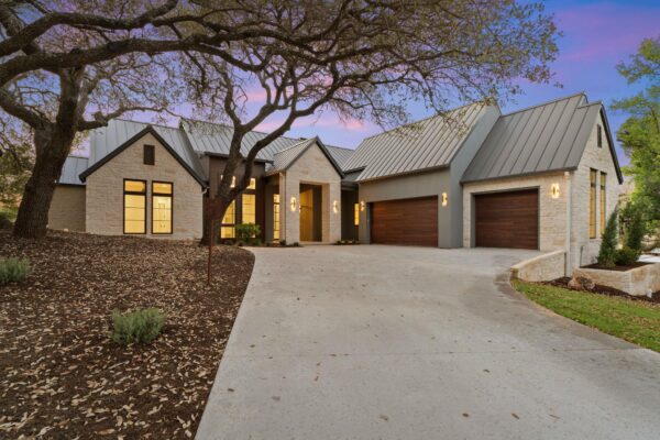 705 The Trails Pkwy, Horseshoe Bay