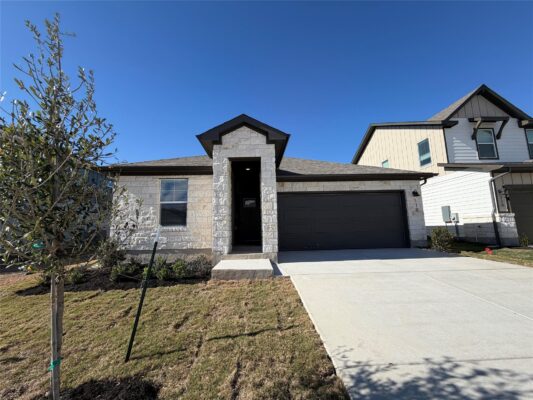 118 Holmby Dr, Hutto