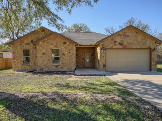 108 Pohakuloa Dr, Bastrop