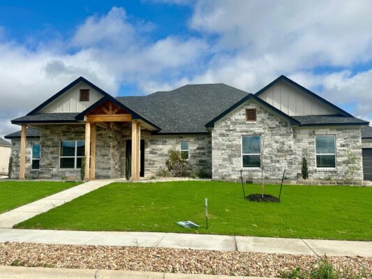 1713 Kellan Dr, Salado