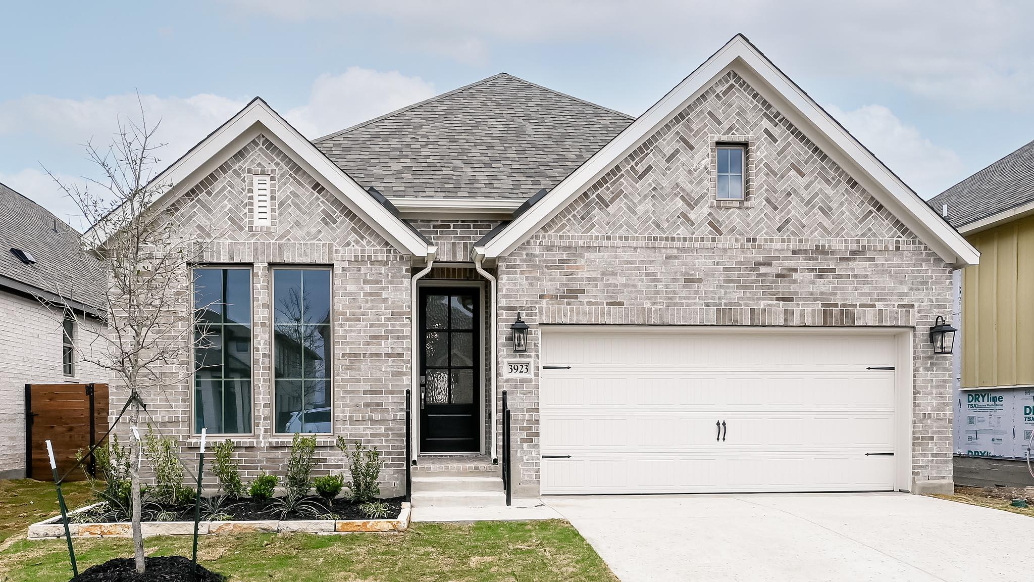 3923 Melody Rd, Lockhart, TX 78644