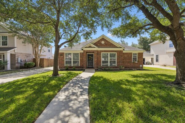 159 Invierno St, Kyle