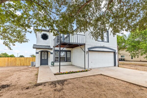3000 Ridgemont Ln, Kyle