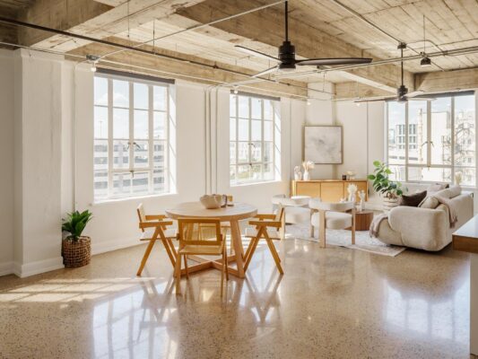 710 Colorado St #8B, Austin