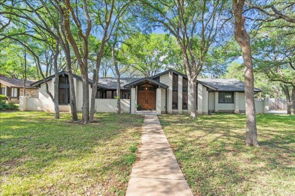 3402 Saddlestring Trl, Austin