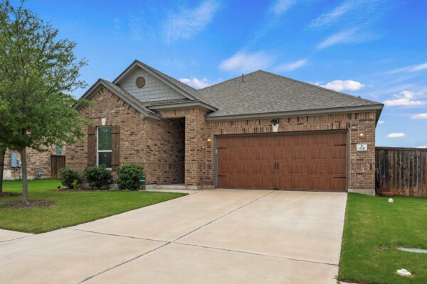 1241 Backcountry Dr, Leander