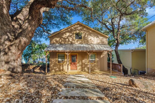 741 Sandy Mountain Dr, Sunrise Beach