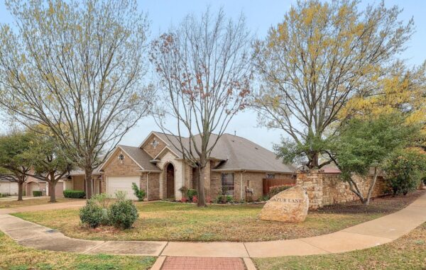 3802 Azur Ln, Round Rock