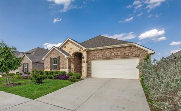 2212 McClendon Trl, Leander